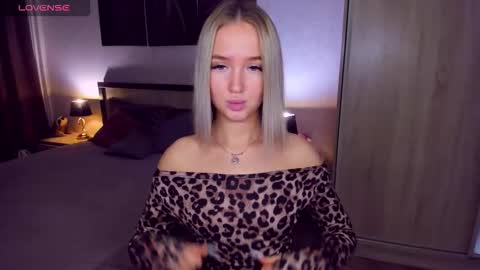 Snapshot of anfisalorns chatting on 12, 10, 2025 Anfisa online show from 12, 10, 2025