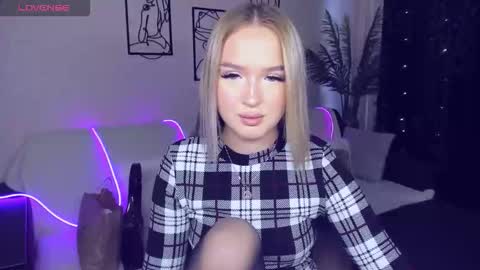 Snapshot of anfisalorns chatting on 30, 10, 2025 Anfisa online show from 30, 10, 2025