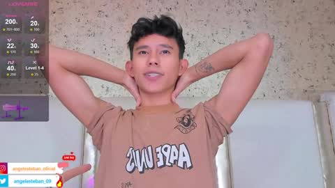 ngel Esteban  online show from 12, 1, 2025