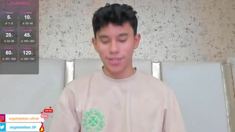 ngel Esteban  online show from 16, 1, 2025