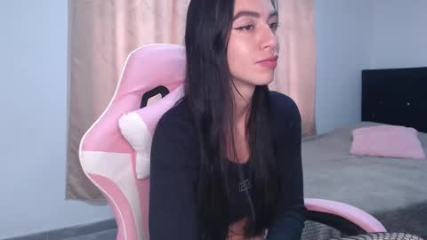 Angel Girl online show from 3, 10, 2025