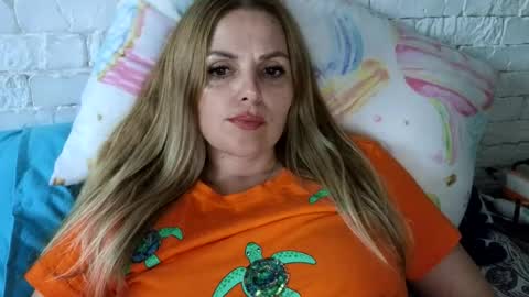 Snapshot of angel_girllovemy chatting on 16, 7, 2026 ANGEL online show from 16, 7, 2026