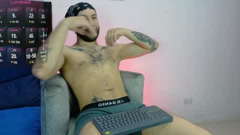 angel_kyrozz online show from 25, 3, 2026