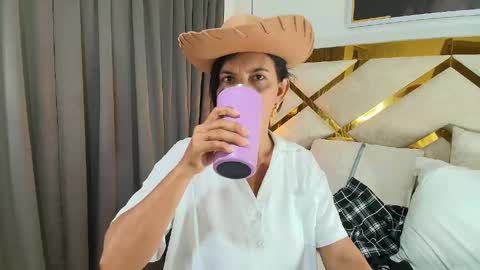 Nicolle  online show from 29, 5, 2026