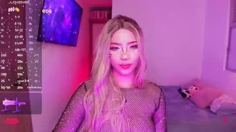Snapshot of angel_rouse_1 chatting on 1, 10, 2025 Angel online show from 1, 10, 2025