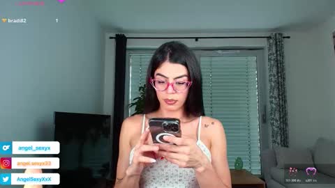 Snapshot of angel_sexyxxx chatting on 11, 2, 2026 CALL ME ANGEL online show from 11, 2, 2026