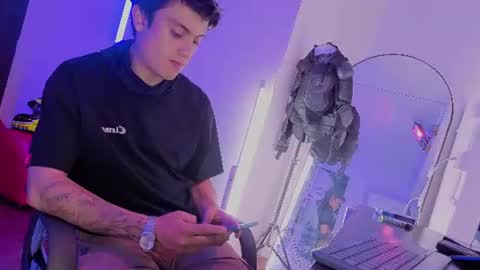 Angel Still  online show from 30, 6, 2026