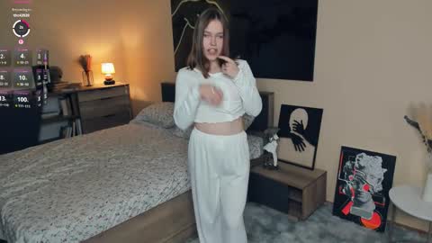 SofiaSofi online show from 4, 10, 2025