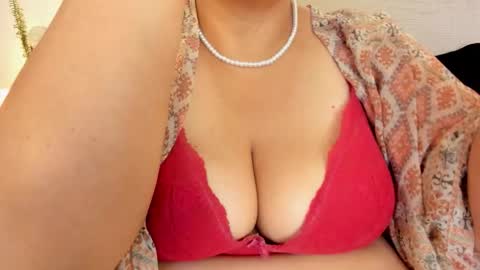 angel_velvet_ online show from 14, 10, 2025