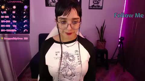 Angela online show from 1, 11, 2025