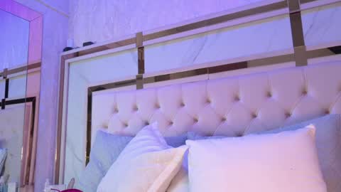 angela_white22 online show from 19, 4, 2026