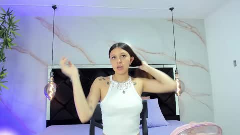 Snapshot of angelaa_cute chatting on 20, 9, 2025 ANGELA online show from 20, 9, 2025