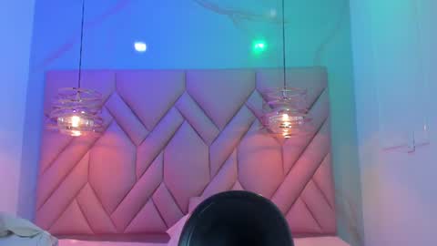 Snapshot of angelaa_cute chatting on 19, 6, 2026 ANGELA online show from 19, 6, 2026