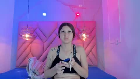 Snapshot of angelaa_cute chatting on 30, 7, 2026 ANGELA online show from 30, 7, 2026