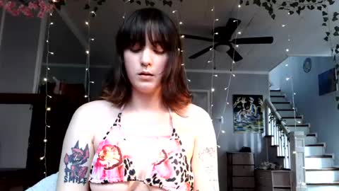 Snapshot of angelalice555 chatting on 20, 7, 2026 angelalice555 online show from 20, 7, 2026