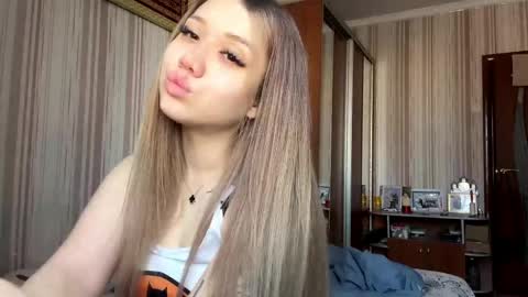 Angel online show from 18, 4, 2026