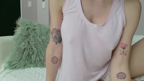 angelbabyphoebe online show from 10, 4, 2026