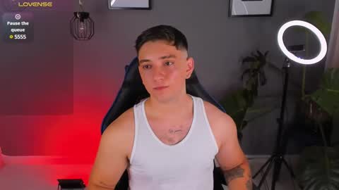 angelbell19 online show from 1, 2, 2025