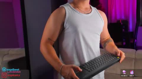 angelbell19 online show from 19, 9, 2025