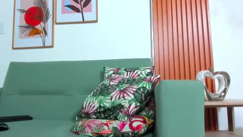 Angel Bennet online show from 27, 12, 2024