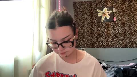 angelcatier online show from 5, 8, 2026