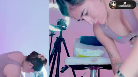 angel online show from 26, 3, 2026