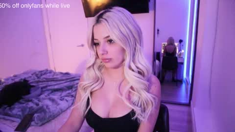 Snapshot of angelcookie chatting on 10, 2, 2026 angelcookie online show from 10, 2, 2026