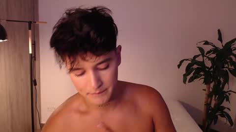 Snapshot of angelcossio chatting on 16, 1, 2025 Angel online show from 16, 1, 2025