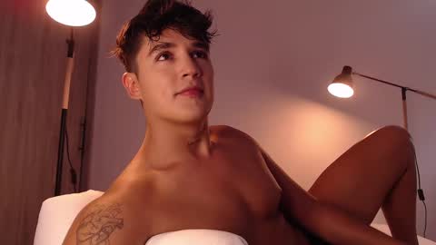 Snapshot of angelcossio chatting on 2, 3, 2025 Angel online show from 2, 3, 2025