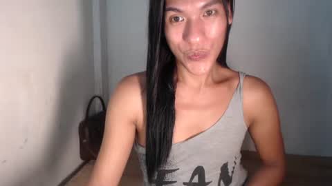 Snapshot of angeldark_satisfactionxxx chatting on 27, 4, 2026 ANGELDARK online show from 27, 4, 2026