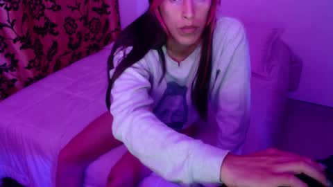 angele online show from 5, 2, 2025