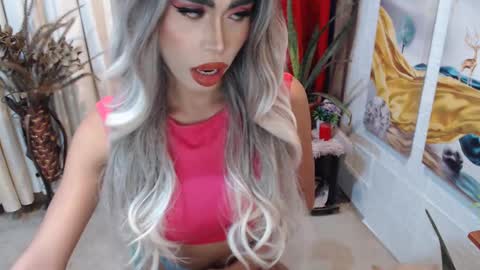 DIVINE ANGEL online show from 26, 1, 2025