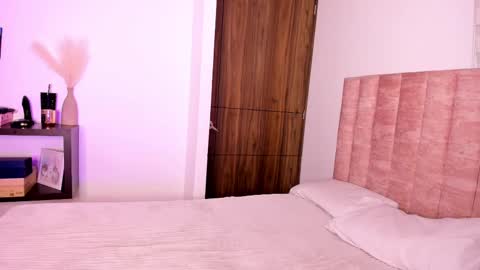 angelica_rose7 online show from 8, 3, 2025