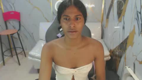 Snapshot of angelica_sexy1 chatting on 21, 10, 2025 angelica_sexy1 online show from 21, 10, 2025