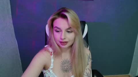 angelicablanch online show from 12, 9, 2025