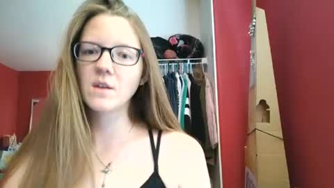 Snapshot of angelicangel3 chatting on 15, 6, 2026 AngelicAngel online show from 15, 6, 2026