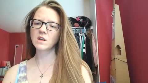 Snapshot of angelicangel3 chatting on 25, 6, 2026 AngelicAngel online show from 25, 6, 2026