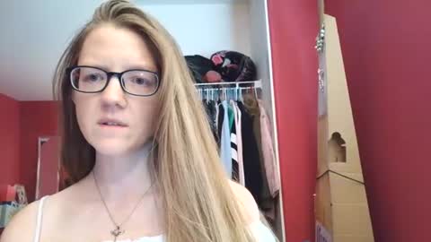 Snapshot of angelicangel3 chatting on 14, 7, 2026 AngelicAngel online show from 14, 7, 2026