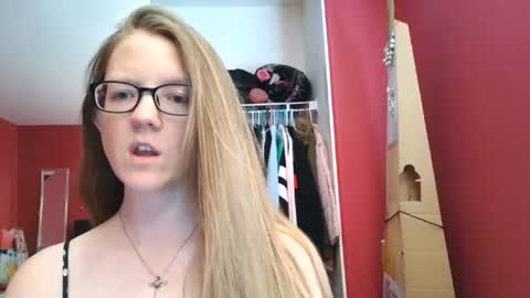 Snapshot of angelicangel3 chatting on 15, 7, 2026 AngelicAngel online show from 15, 7, 2026