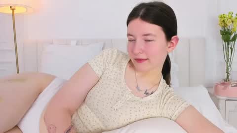 Angelic online show from 8, 3, 2025