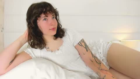 Angelic online show from 21, 7, 2026