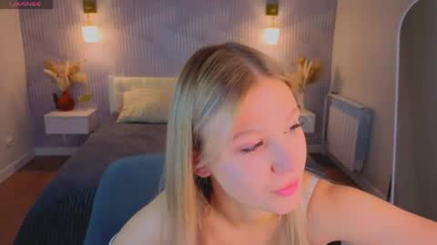 Snapshot of angelina_becker chatting on 14, 5, 2026 Angelina online show from 14, 5, 2026