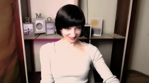 Angelina online show from 8, 1, 2026