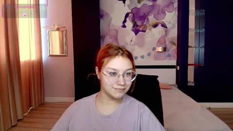 AngelinaLow online show from 19, 12, 2025