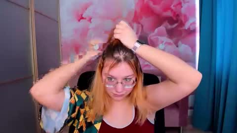 AngelinaLow online show from 10, 2, 2026