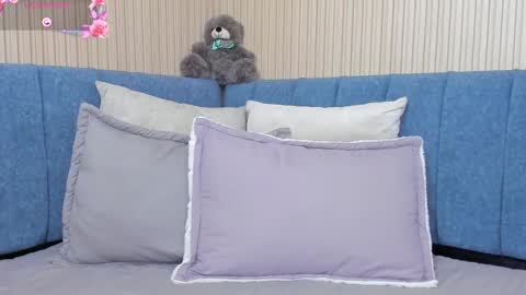 angeline online show from 25, 9, 2025