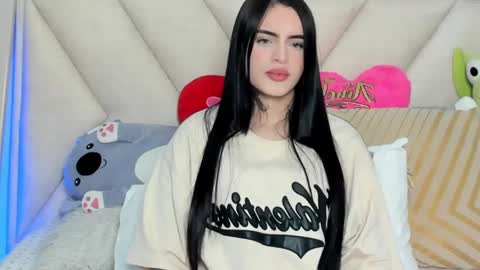 Snapshot of angeline__smith chatting on 11, 12, 2024 Angeline Smith  online show from 11, 12, 2024