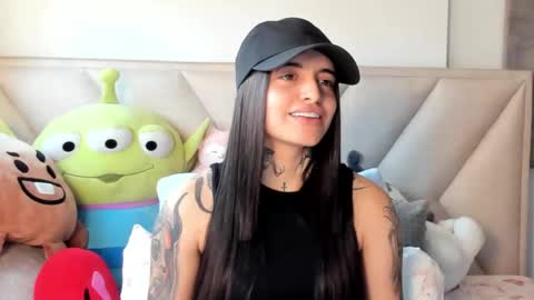 Snapshot of angeline__smith chatting on 14, 9, 2025 Angeline Smith  online show from 14, 9, 2025