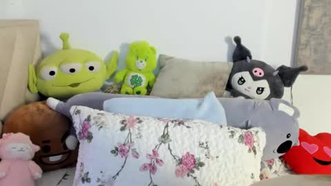 Snapshot of angeline__smith chatting on 5, 10, 2025 Angeline Smith  online show from 5, 10, 2025