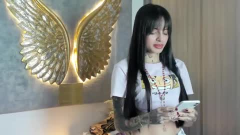 Snapshot of angeline__smith chatting on 16, 10, 2025 Angeline Smith  online show from 16, 10, 2025